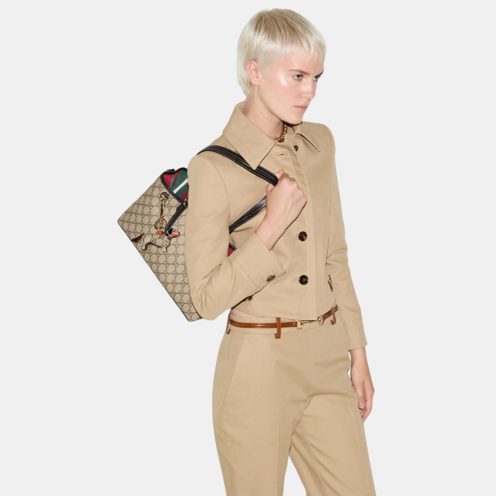 Gucci GG Emblem Medium Tote Bag (Black)