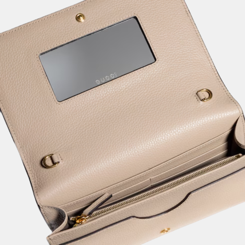 Gucci Bi-Color GG Marmont Wallet On Chain In Beige And White Leather