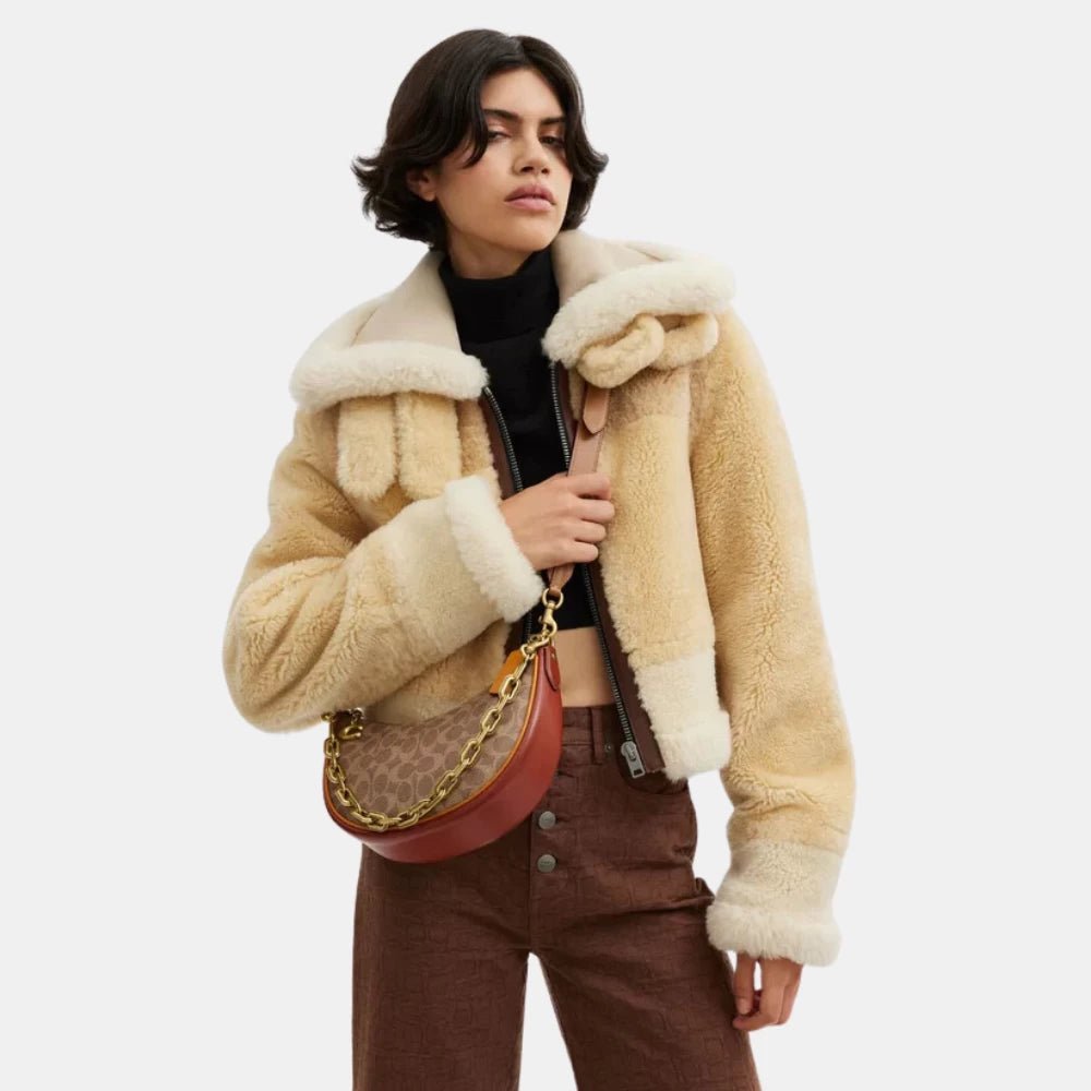 Coach Mira Shoulder Bag In Signature Canvas - DIVA ONLINE STORE