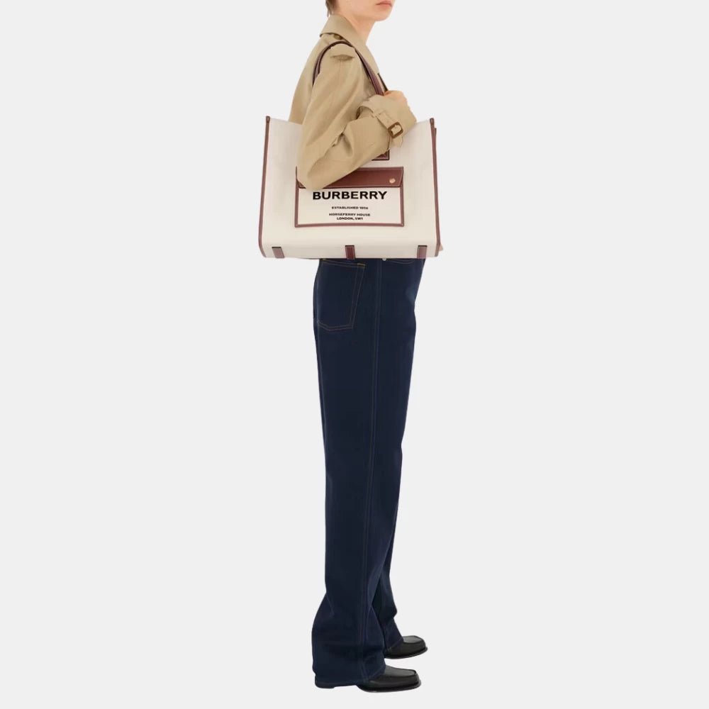 Burberry Medium Freya Tote in Canvas and Leather - DIVA ONLINE STORE