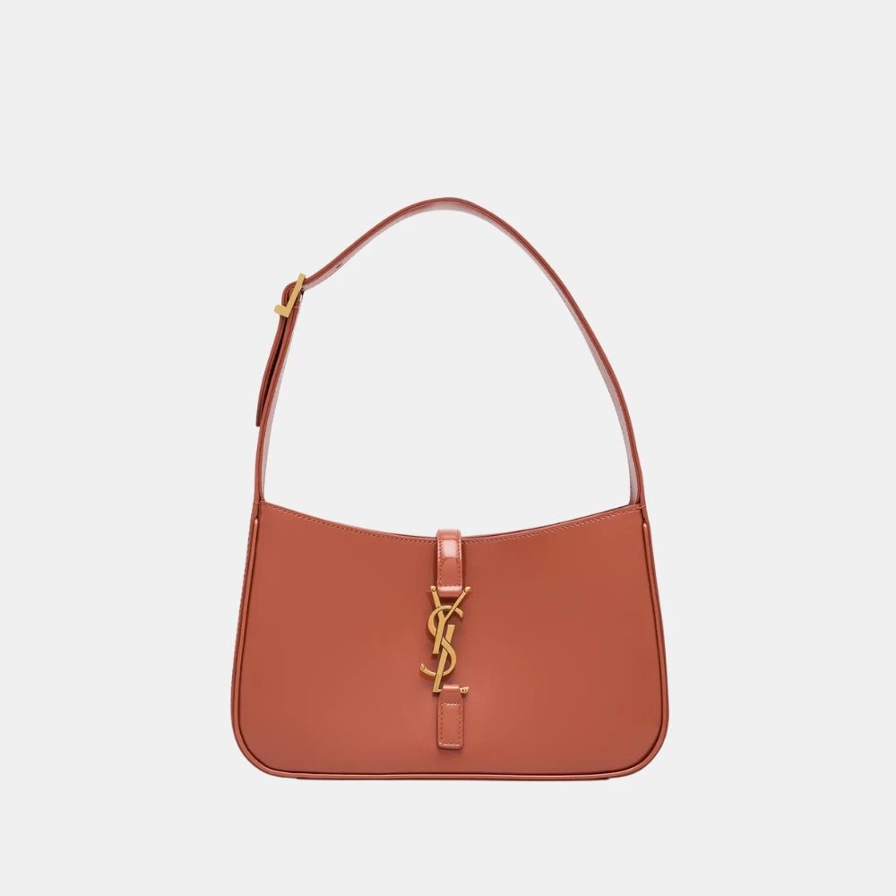 Saint Laurent Le 5 à 7 Shoulder Bag in Patent Leather (Mild Rose) - DIVA ONLINE STORE