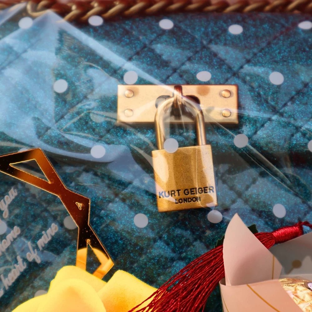 Diva Gift Edit - The Blue Surprise - DIVA ONLINE STORE