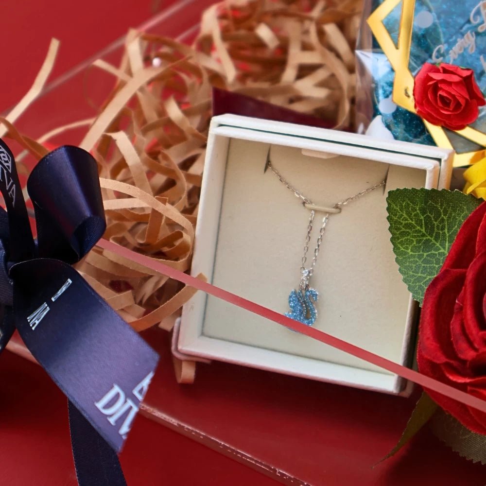 Diva Gift Edit - The Blue Surprise - DIVA ONLINE STORE