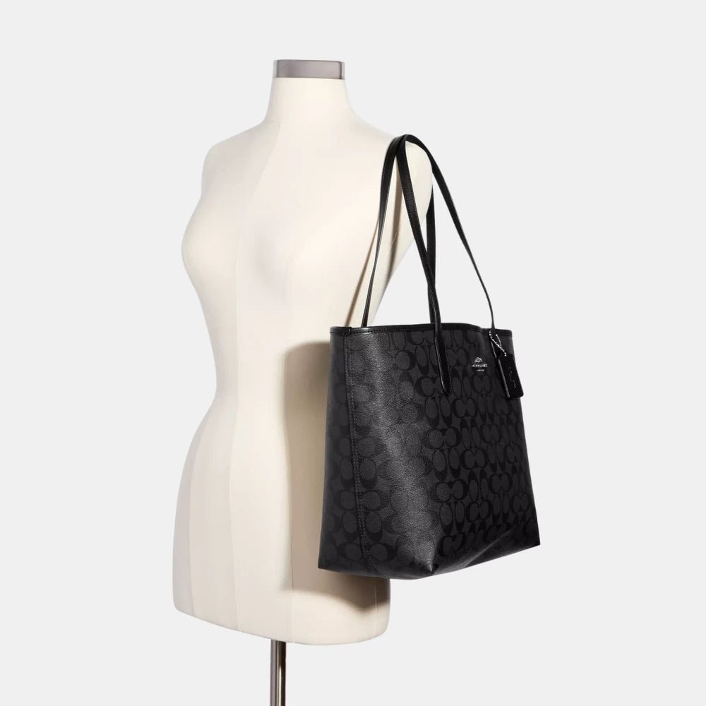 Coach City Tote In Signature Canvas - DIVA ONLINE STORE
