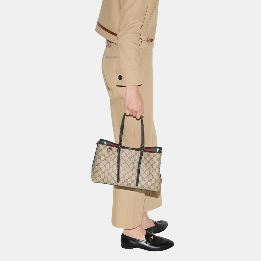 Gucci GG Emblem Medium Tote Bag (Black)