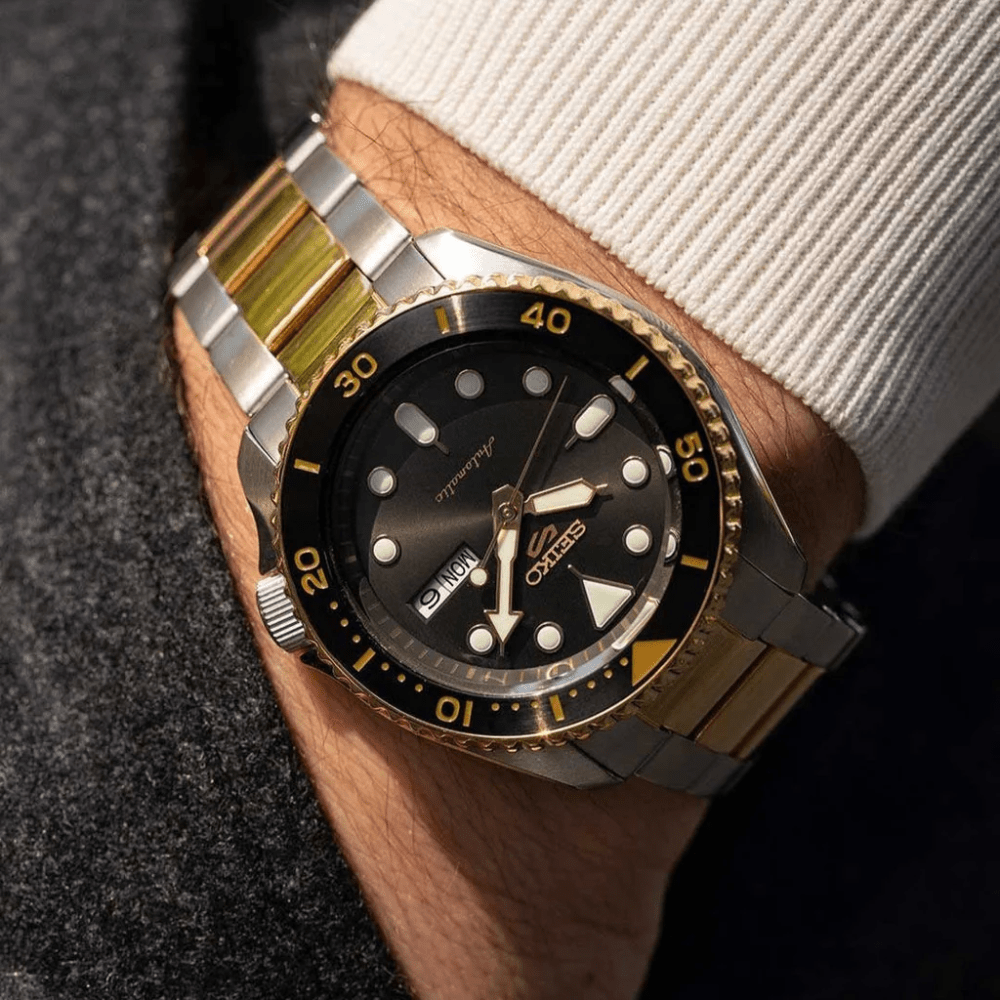 Seiko 5 Sports Watch SRPK22 - DIVA ONLINE STORE