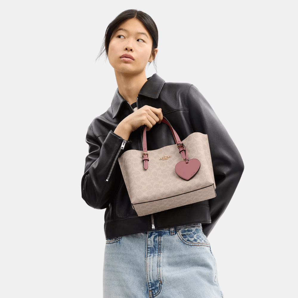 Coach Mollie Tote Bag 25 In Signature Canvas With Heart Charm - DIVA ONLINE STORE