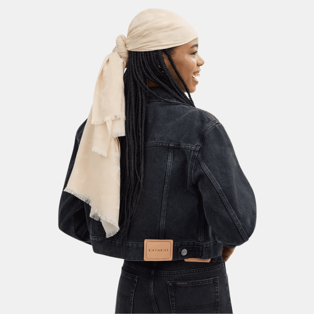 Coach Signature Stole - DIVA ONLINE STORE