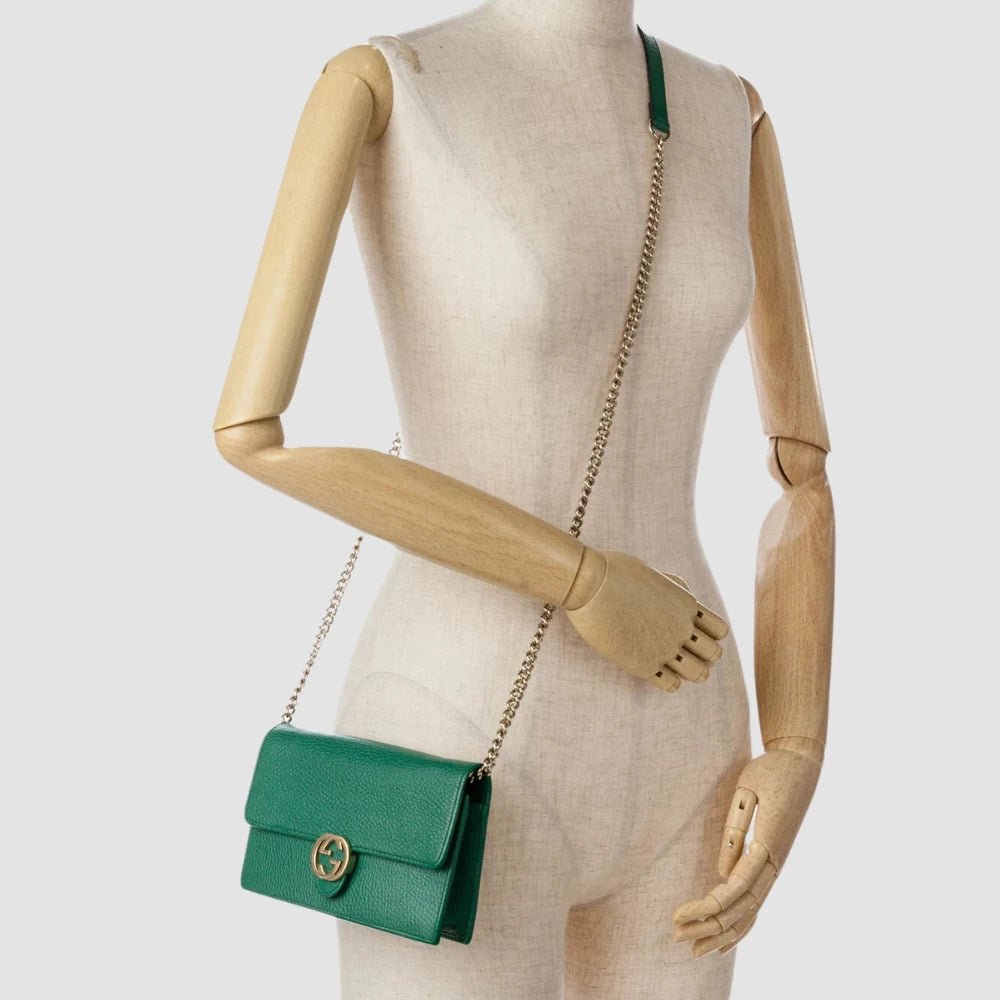 Gucci GG Interlock Logo Flap Wallet On Chain (Green) - DIVA ONLINE STORE