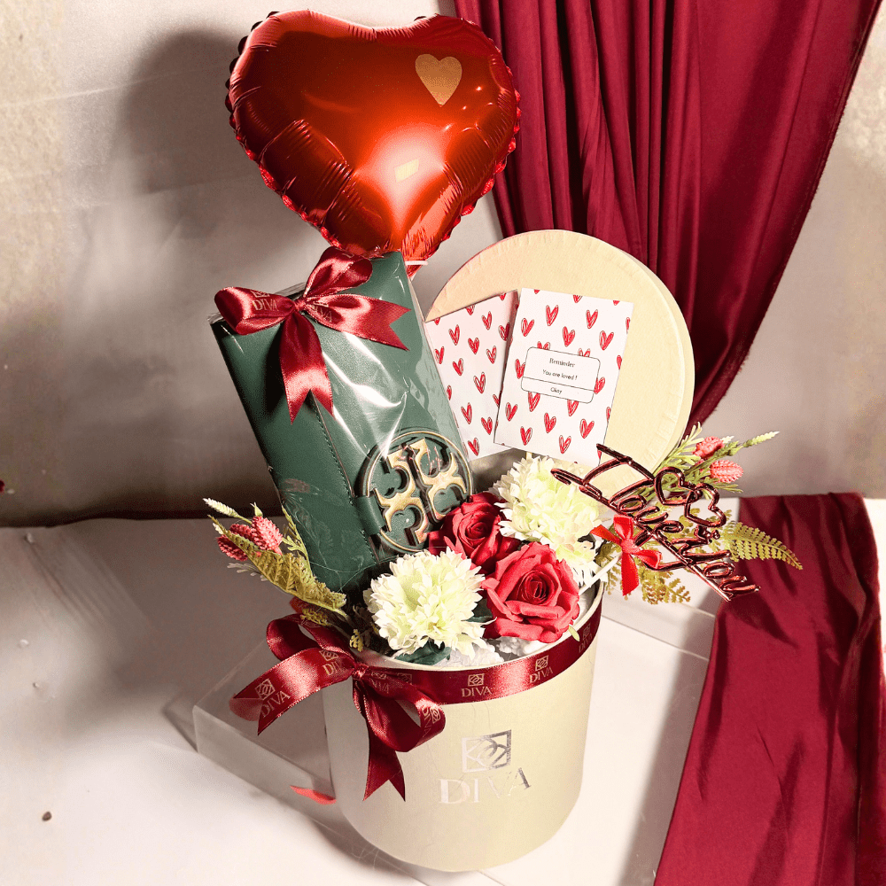 Diva Gift Edit - Clutching Feelings For You (Green) - DIVA ONLINE STORE